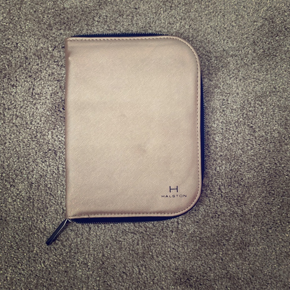 Halston Travel Jewelry Case